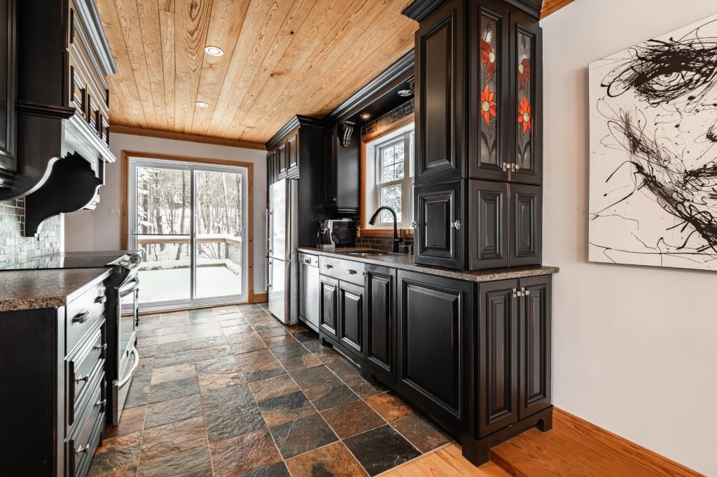 Chaleureux cottage situé dans un secteur idyllique des Cantons-de-l’Est