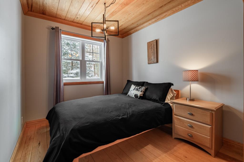 Chaleureux cottage situé dans un secteur idyllique des Cantons-de-l’Est