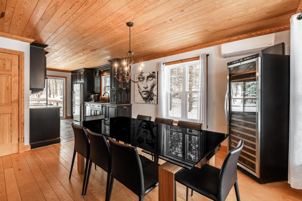 Chaleureux cottage situé dans un secteur idyllique des Cantons-de-l’Est
