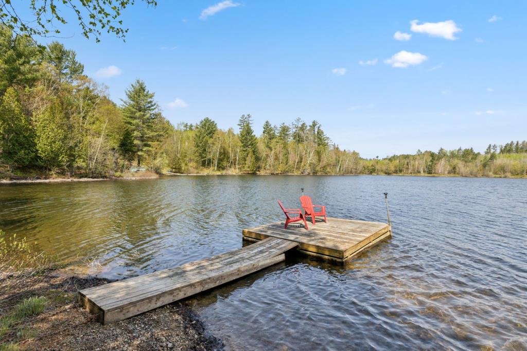 Charmante propriété riveraine à 354 900 $ dans les Laurentides