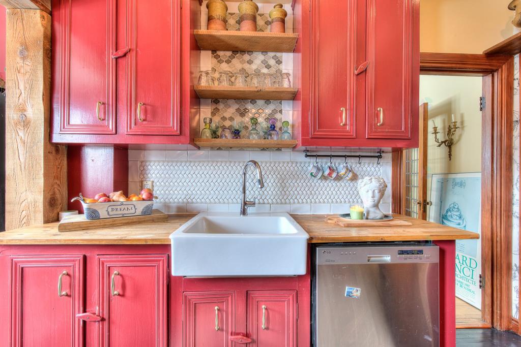 Une seule visite suffit pour tomber sous le charme de ce cottage de 1940