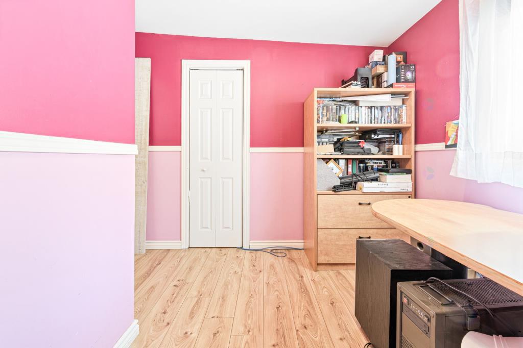 Chaleureuse maison à 375 000 $, pour une vie paisible à 40 mins de Montréal