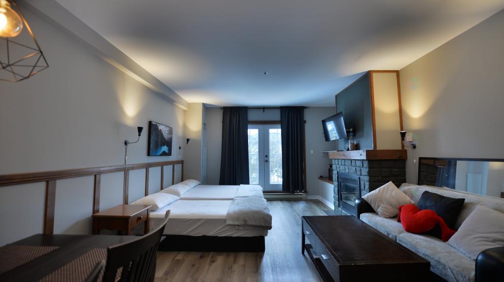 Une chance unique! Pied-à-terre meublé à Tremblant à seulement 170 000 $