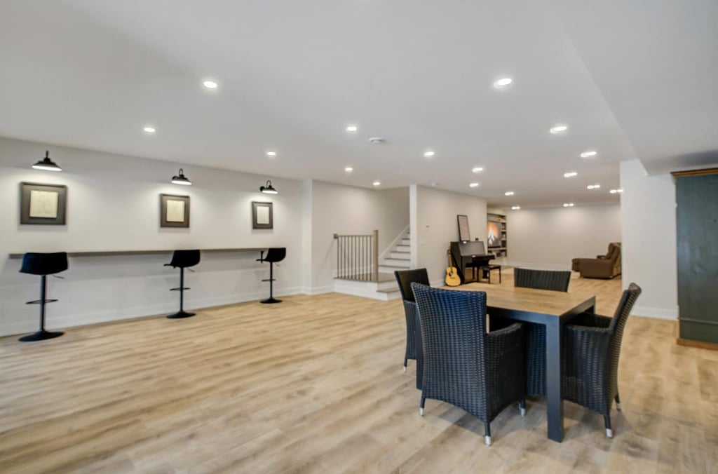 Magnifique farmhouse de Bromont sise sur un domaine de plus de 370 000 pi²