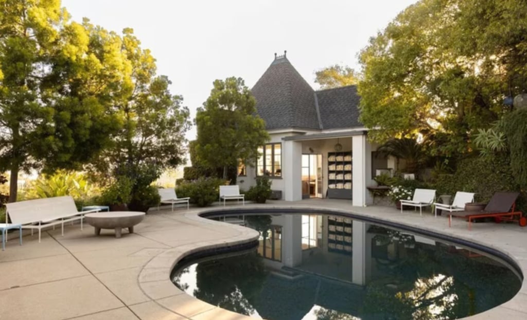 Les Beatles, Marlon Brando et plusieurs autres célébrités ont tour à tour habité cette luxueuse résidence 