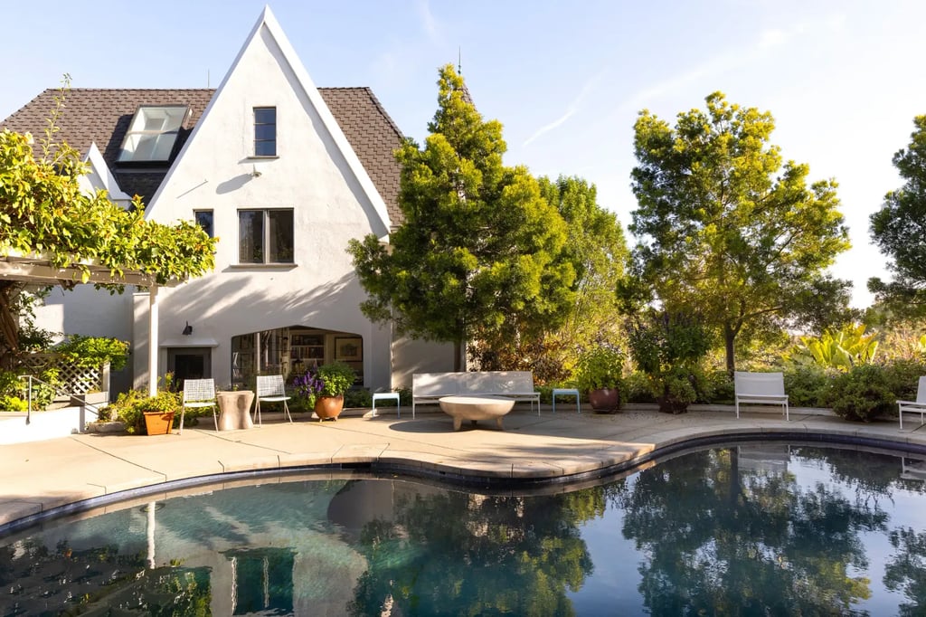 Les Beatles, Marlon Brando et plusieurs autres célébrités ont tour à tour habité cette luxueuse résidence 