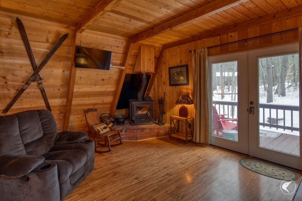 Chaleureux chalet meublé niché dans un environnement de rêve 