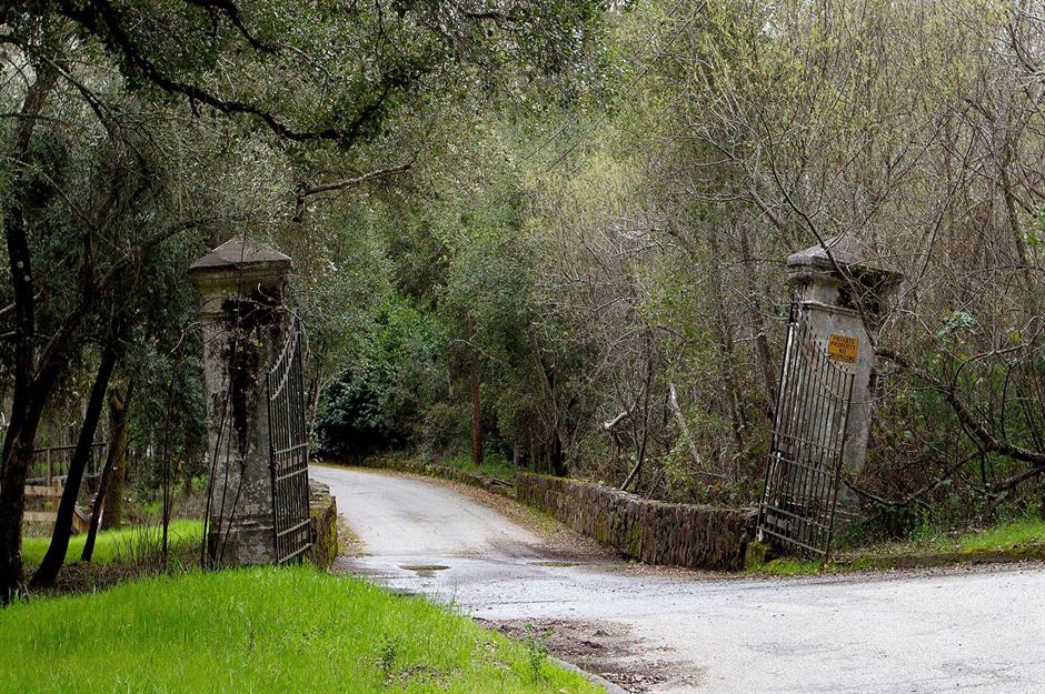 Visitez la maison abandonnée de Steve Jobs