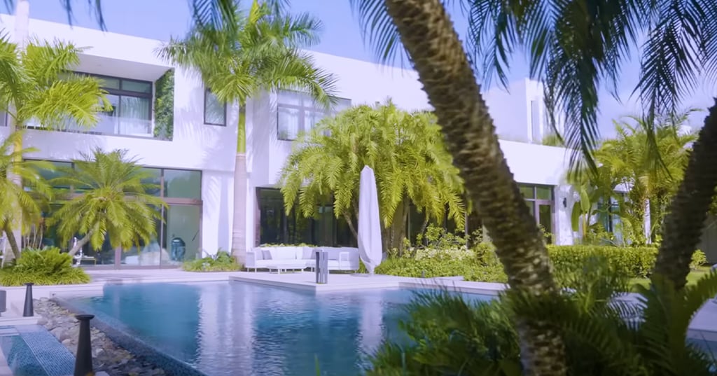 Voici des images impressionnantes de la somptueuse maison de Jake Paul
