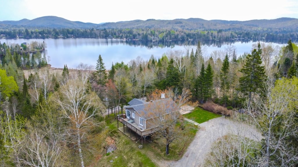 Sympathique propriété de 325 000 $ avec accès à un lac