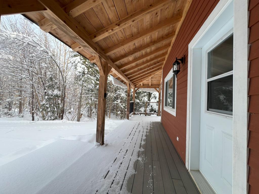 Évasion totale dans ce chalet niché au coeur de la forêt