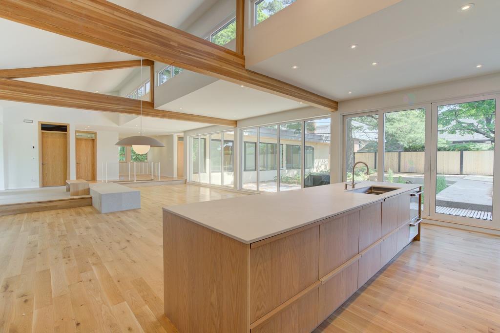 Sauvée de la démolition, cette maison de 1955 fait maintenant sensation