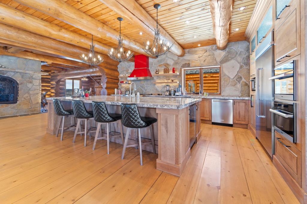 Quand la cabane en bois rencontre le luxe: un lieu d’exception dans les Laurentides