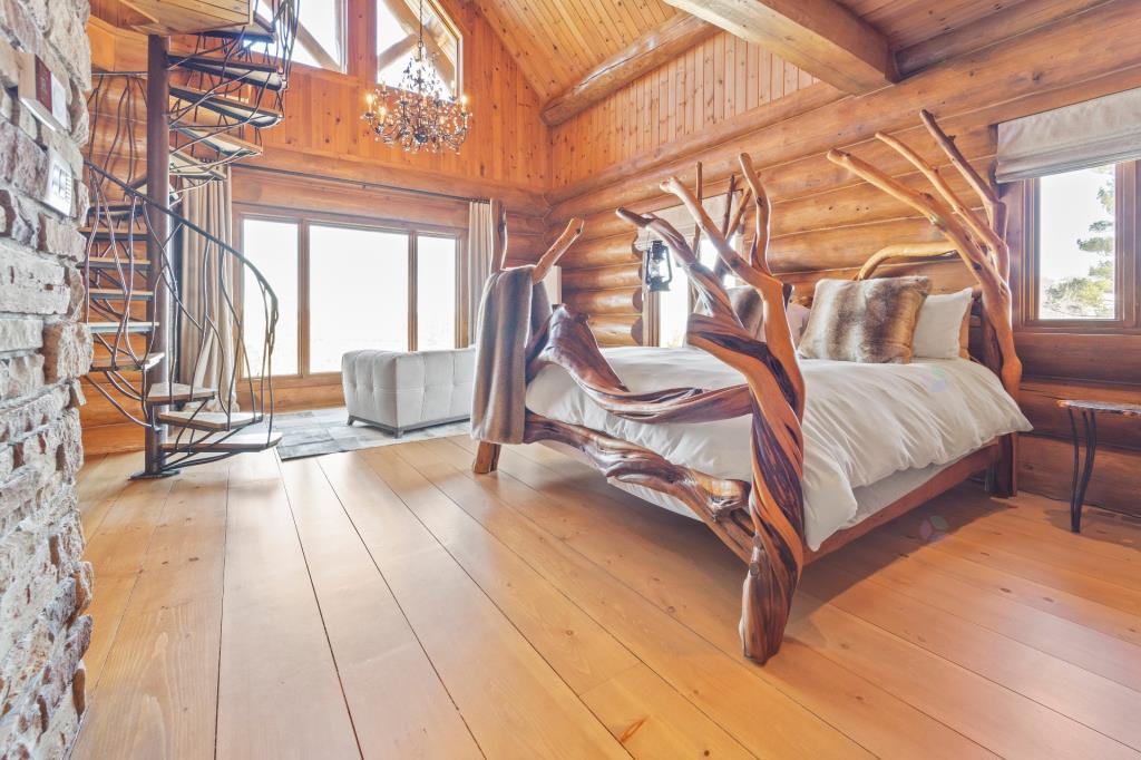 Quand la cabane en bois rencontre le luxe: un lieu d’exception dans les Laurentides