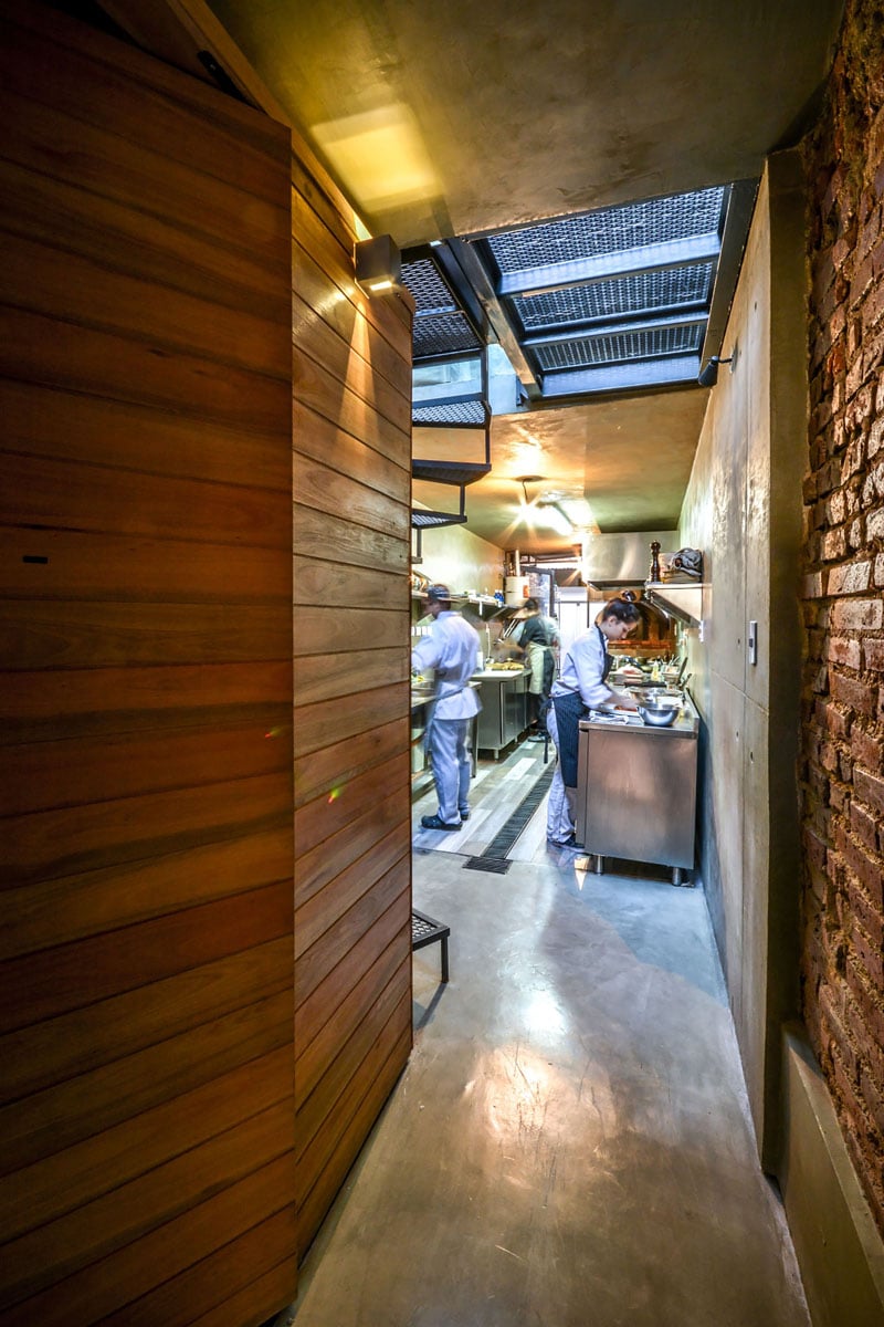 Superbe restaurant caché dans une petite ruellle. 
