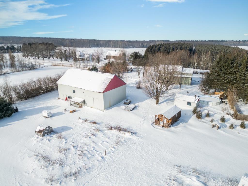 Superbe centenaire sise sur un époustouflant site de plus de 70 acres