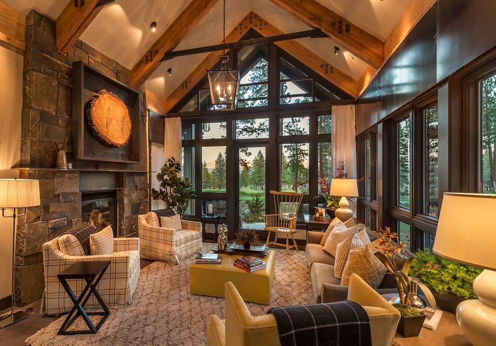 Chalet rustique classique : une fusion parfaite de modernité et d'éléments industriels