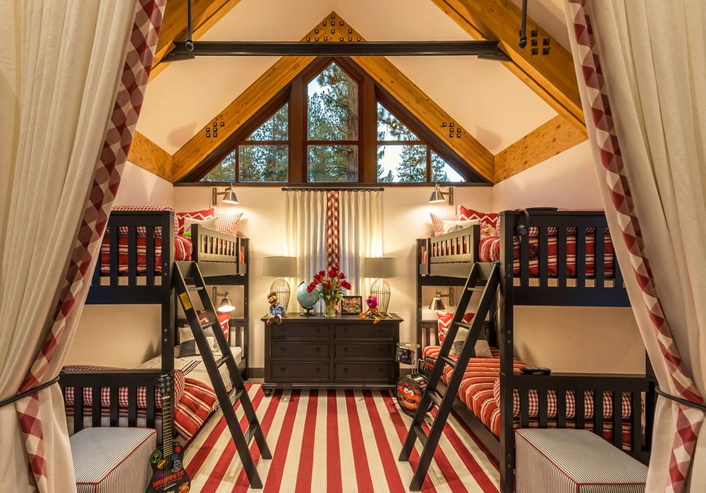 Chalet rustique classique : une fusion parfaite de modernité et d'éléments industriels