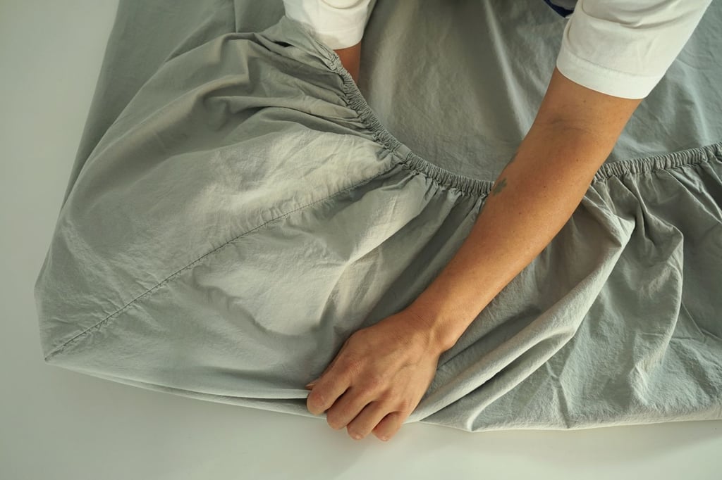 Astuces pour plier vos draps-housses en moins de 3 minutes