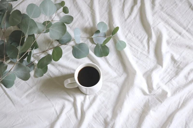 Astuces pour plier vos draps-housses en moins de 3 minutes
