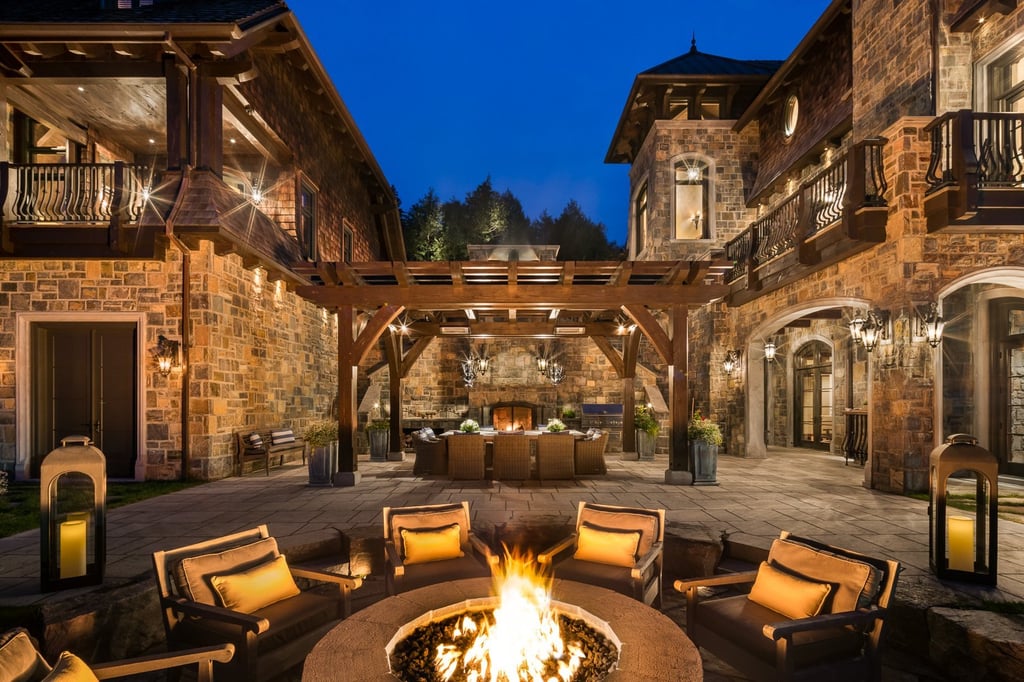 Découvrez le majestueux Château Fleur de Lys de Mont-Tremblant