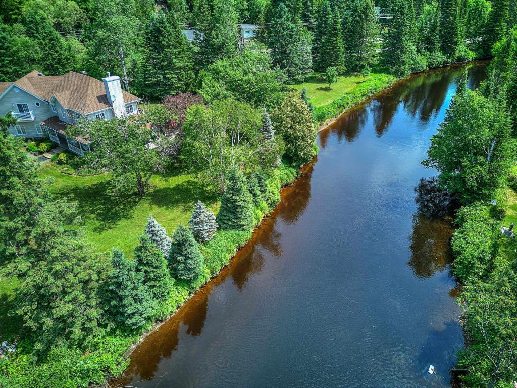 Intergénérationnelle sise sur un immense site d'une beauté exceptionnelle