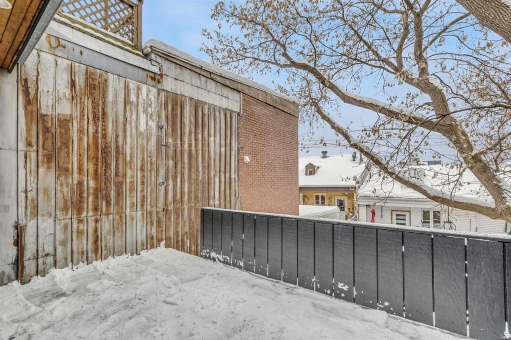 Venez découvrir les autres pièces de cette charmante maison à l’ambiance chaleureuse