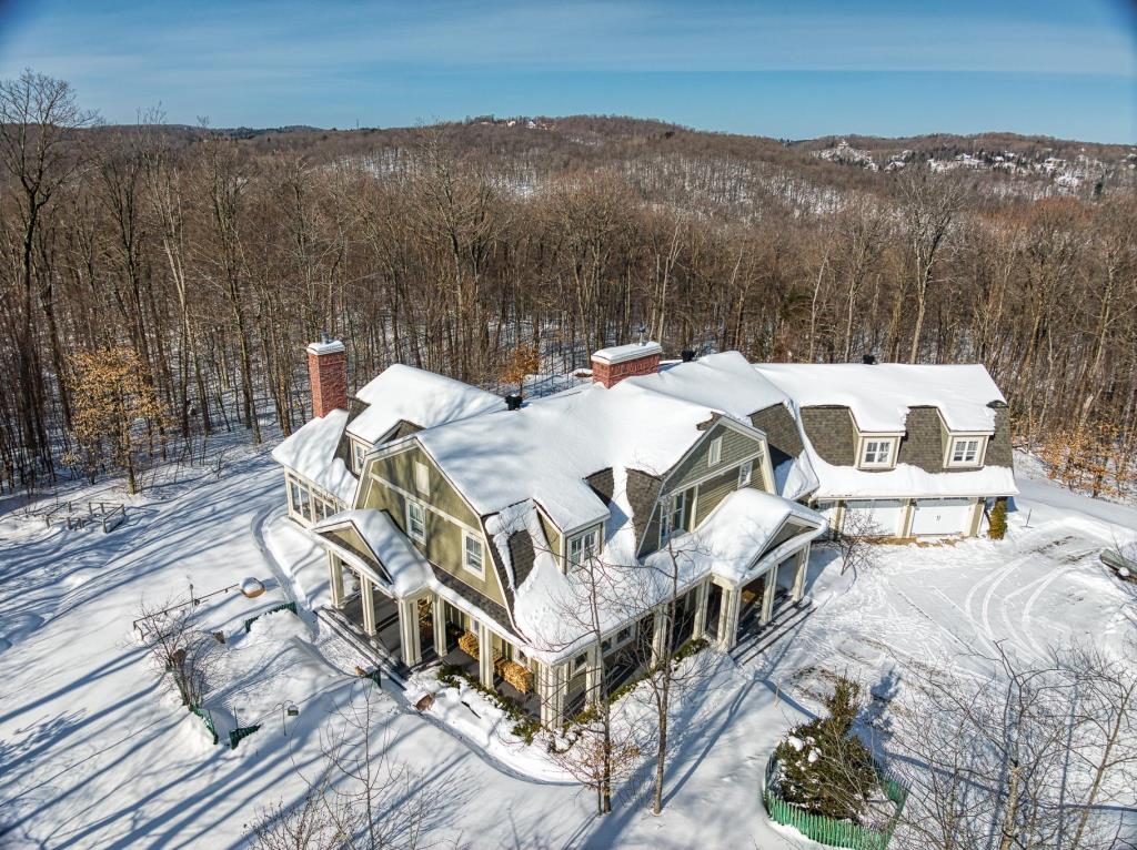 Havre de paix d'une beauté phénoménale au cœur des Laurentides