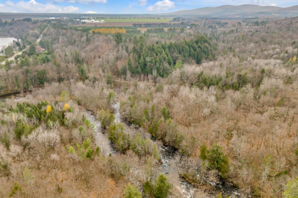 Une des rares seigneuries complètes au Québec est à vendre