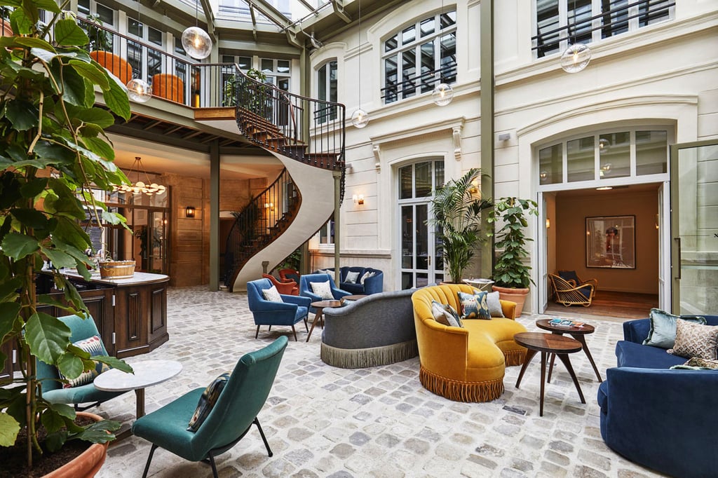 Cet hôtel remarquable offre 172 chambres, un escalier vieux de 300 ans et un décor à couper le souffle 