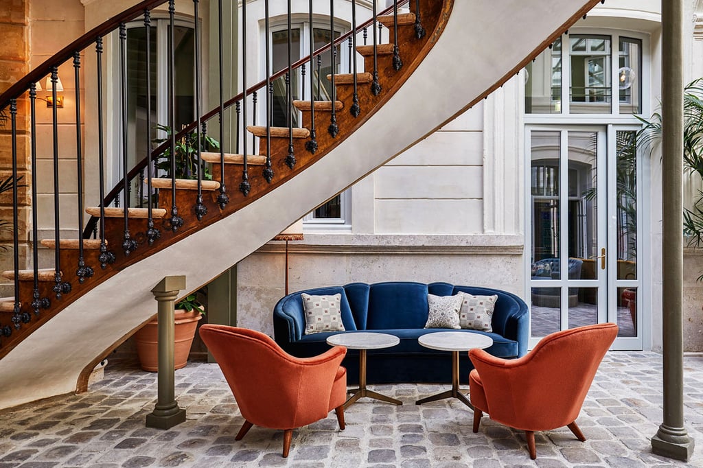 Cet hôtel remarquable offre 172 chambres, un escalier vieux de 300 ans et un décor à couper le souffle 