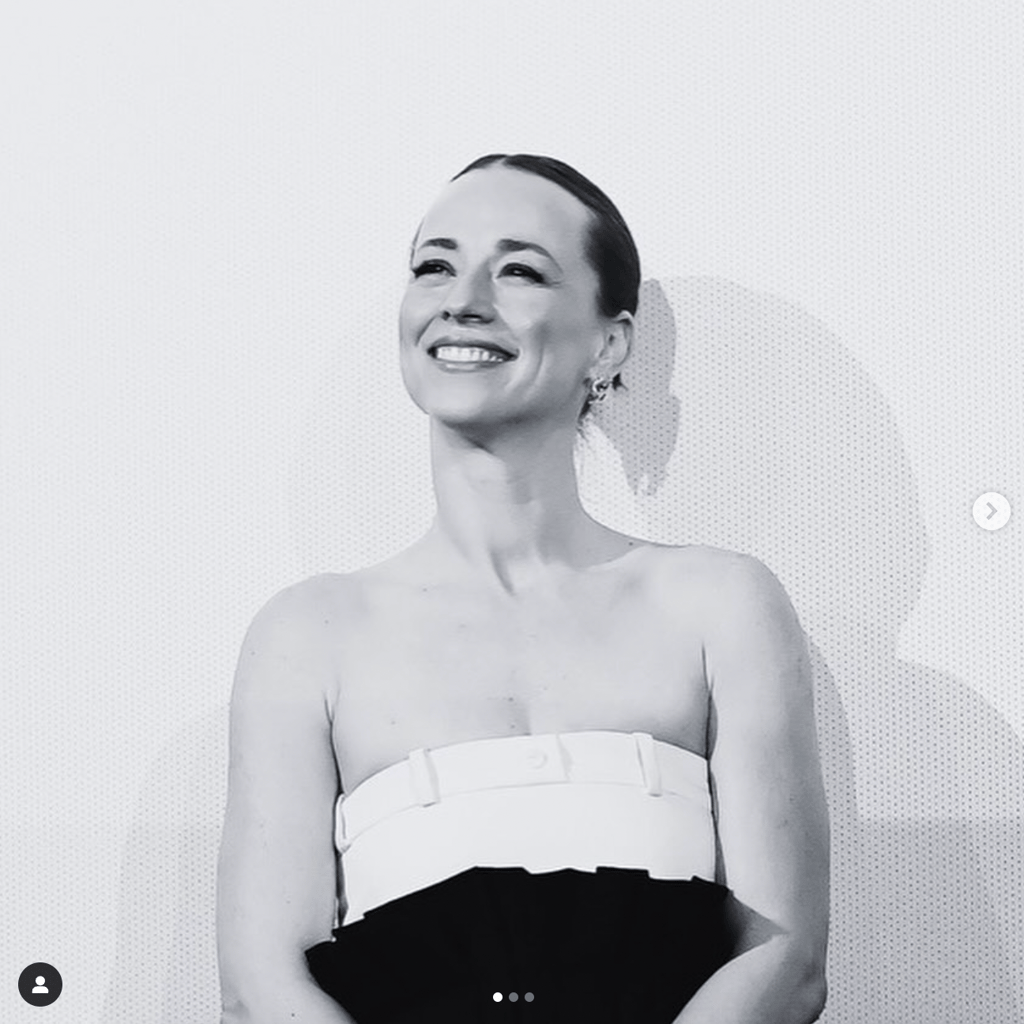 Karine Vanasse a retrouvé l'amour et elle présente son nouveau conjoint bien connu du public québécois