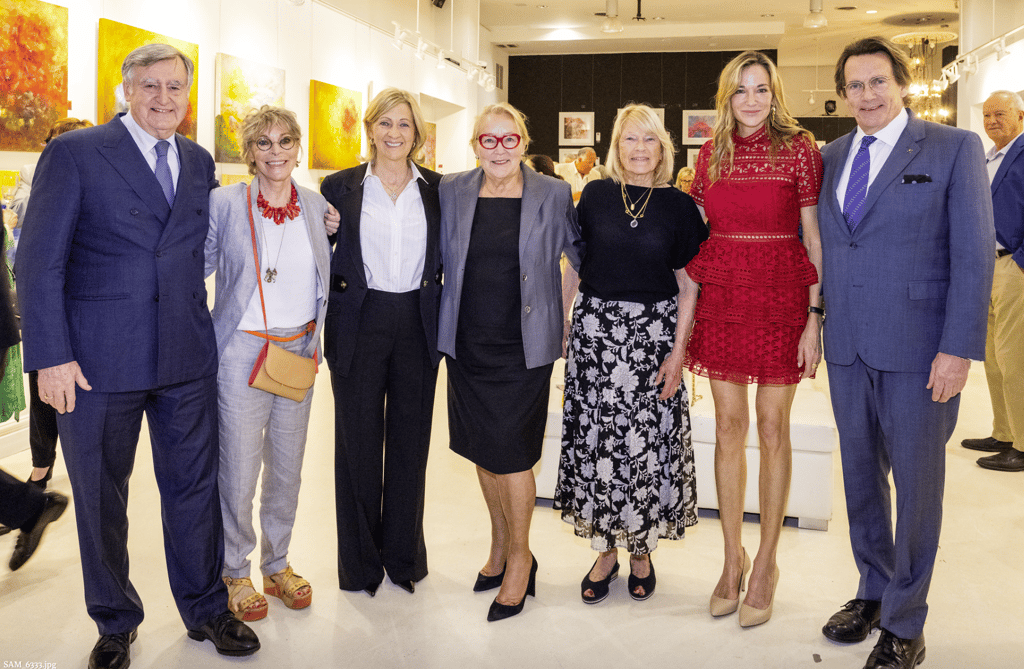 Plusieurs vedettes ont assisté au 2e vernissage de Pascale Bourbeau et sa mère Mireille Tessier Bourbeau