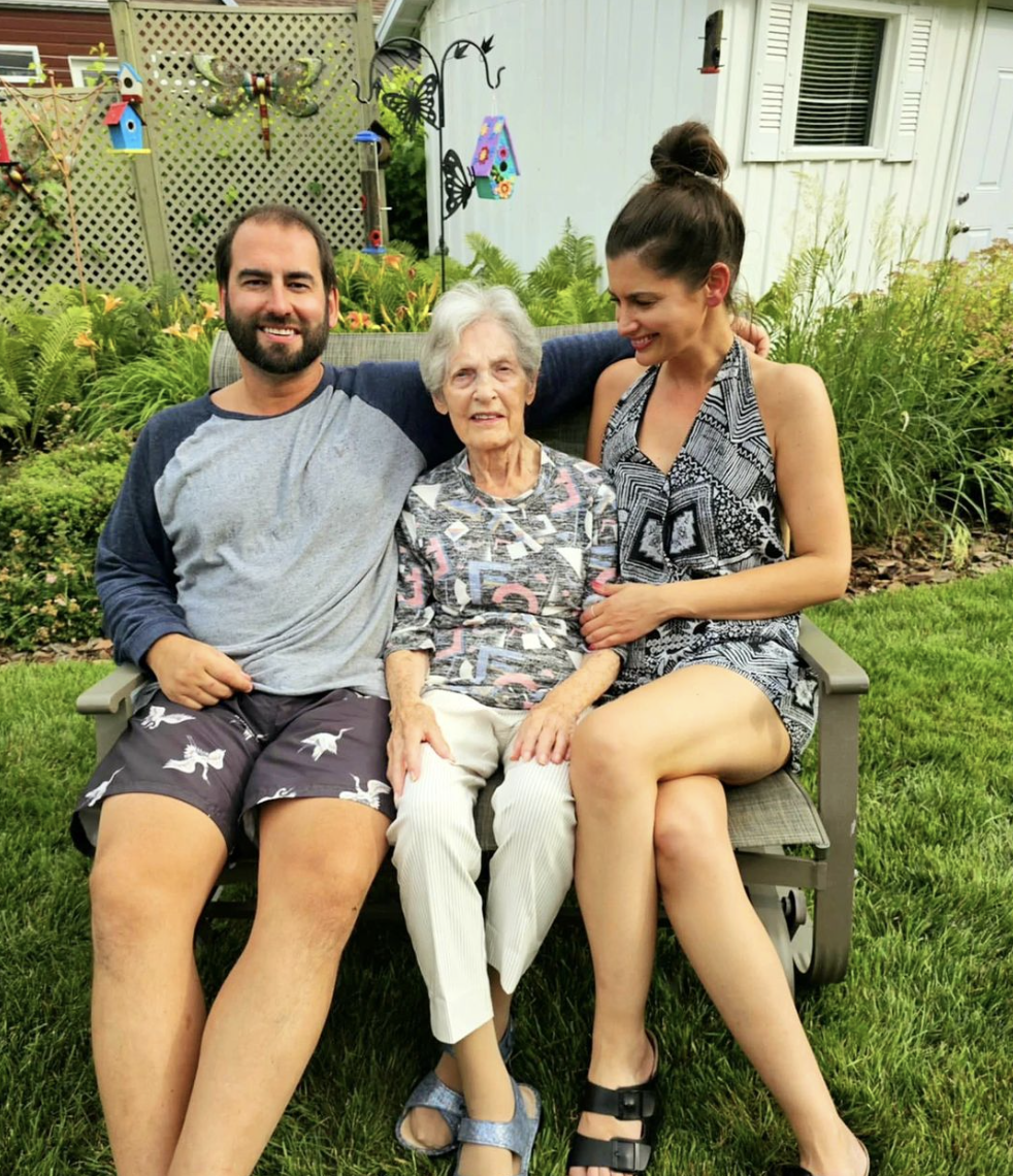 Geneviève Guilbault fait craquer les internautes en fêtant les 95 ans de sa grand-mère