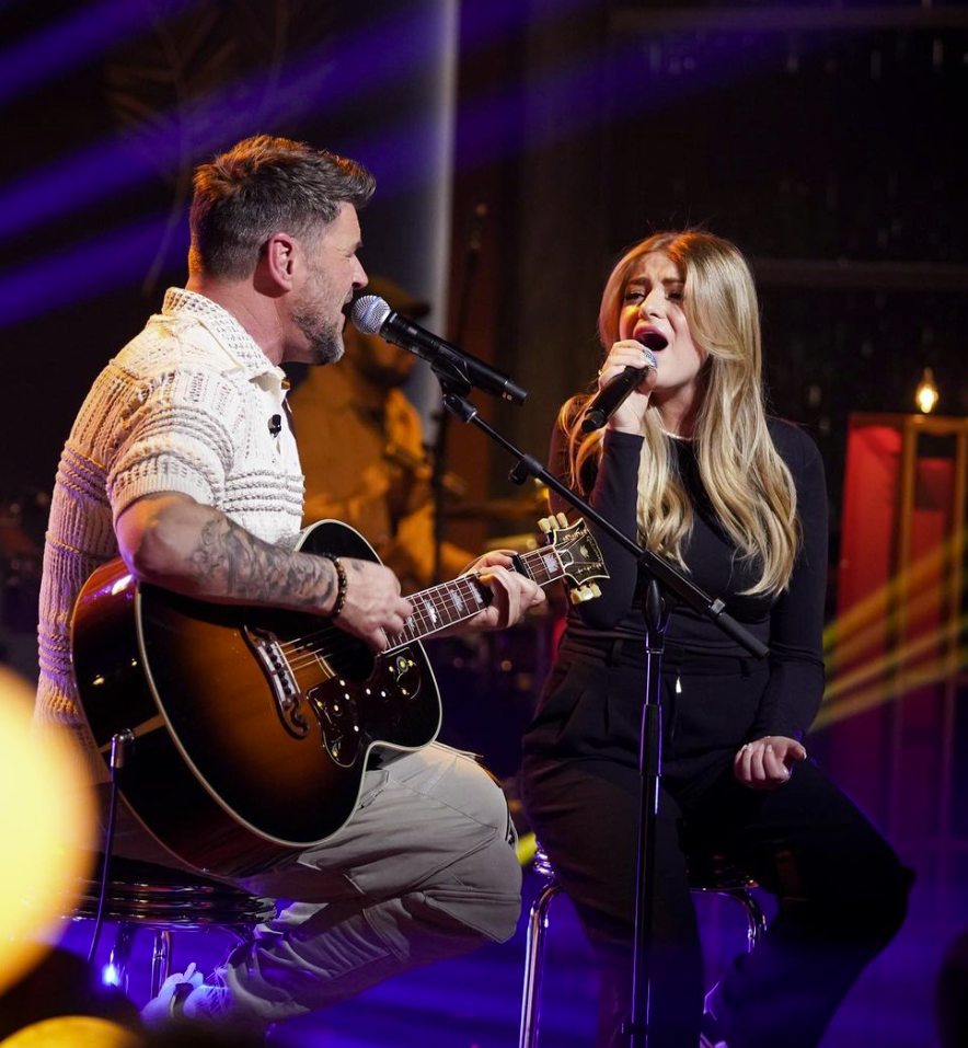 Marc Dupré chante en duo avec Stella Dupré à Bonsoir bonsoir dans un moment magique entre père et fille