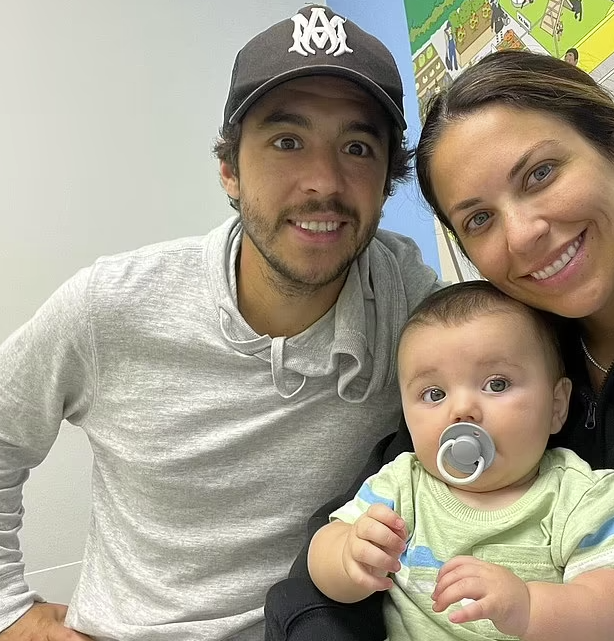 La conjointe de Johnny Gaudreau annonce qu'elle est enceinte de leur 3e enfant