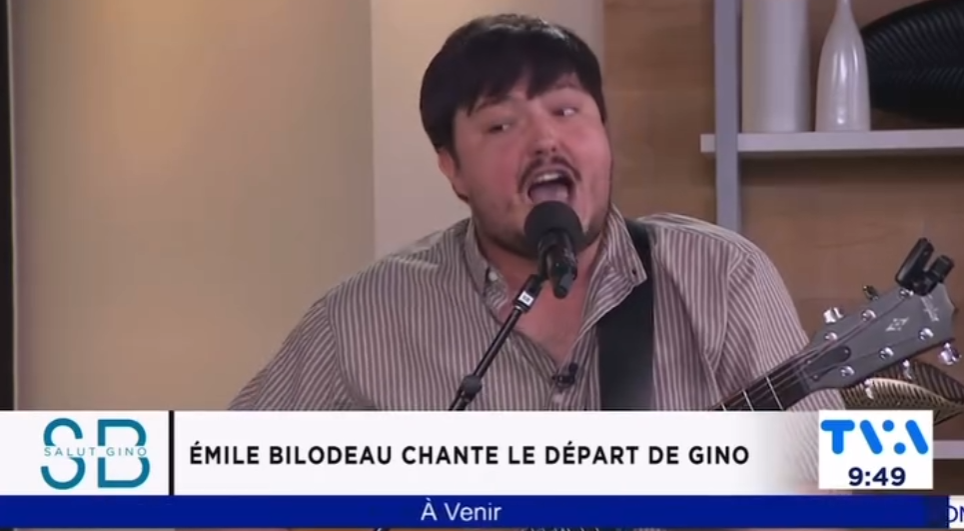 Émile Bilodeau offre une chanson à Gino Chouinard pour son départ de Salut Bonjour