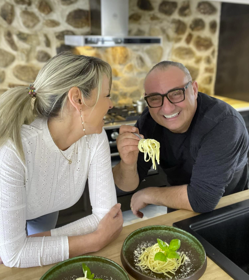 Giovanni Apollo célèbre actuellement un moment bien spécial dans sa vie