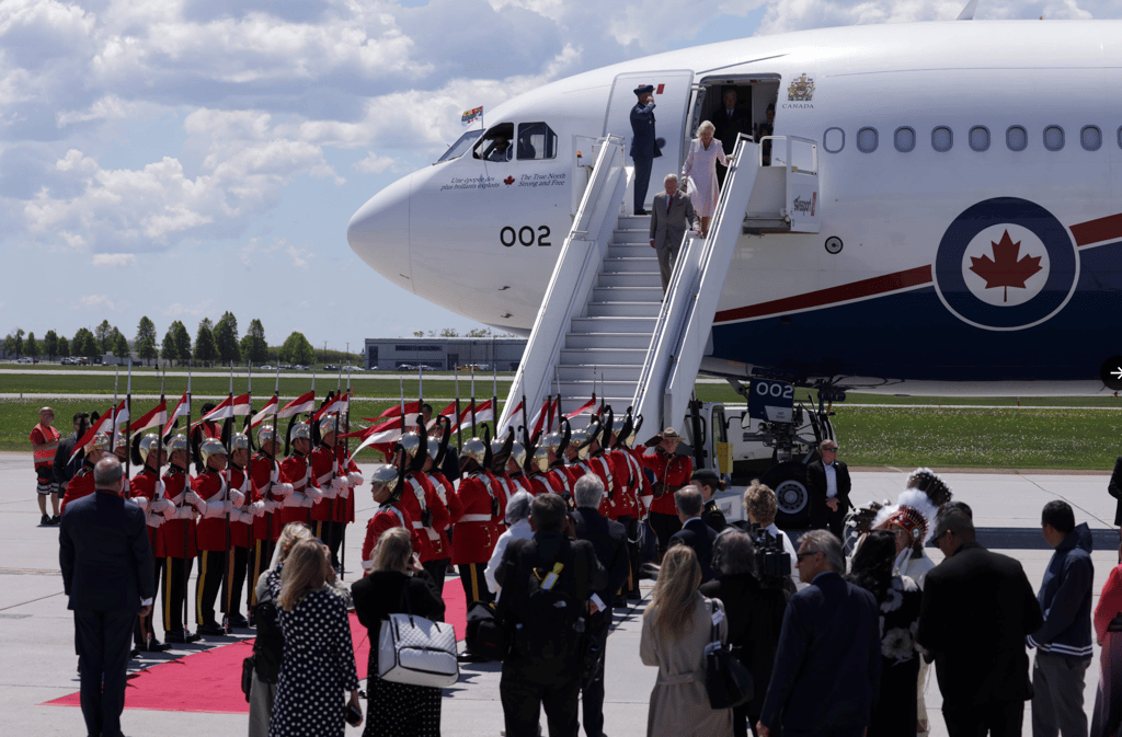 De passage au Canada, le roi Charles III envoie un sérieux message à Donald Trump
