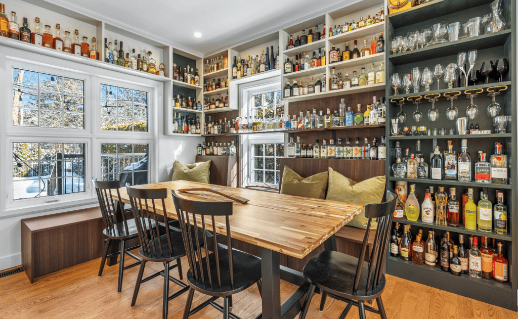 Le sommelier Philippe Lapeyrie vend sa somptueuse demeure