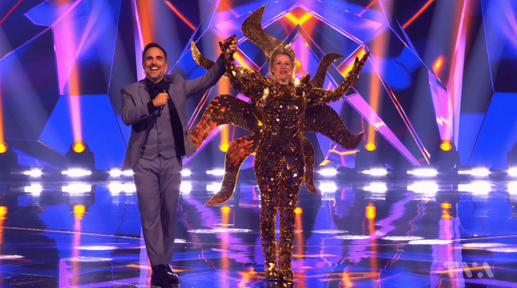 Les fans de Chanteurs masqués pensent qu'il y a une erreur suite à la performance de Miss Maïs