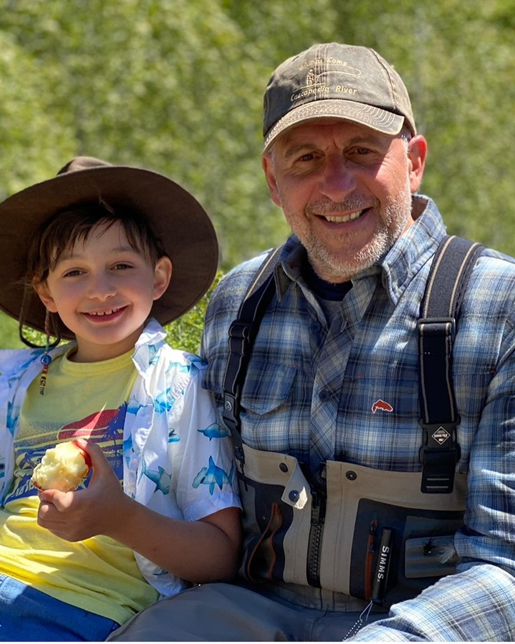 15 superbes photos de Patrick Huard avec sa conjointe Anik Jean et leur fils