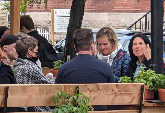 Luc Poirier s'en prend à Valérie Plante suite à la controverse des terrasses fermées