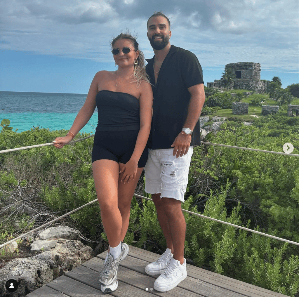 Catherine L. et Raphaël d'Occupation Double confirment qu'ils sont en fréquentation exclusive