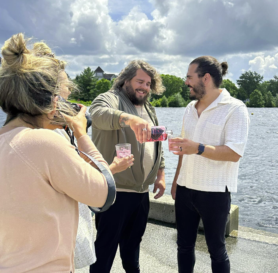Érik Caouette de 2Frères annonce qu'il est en couple