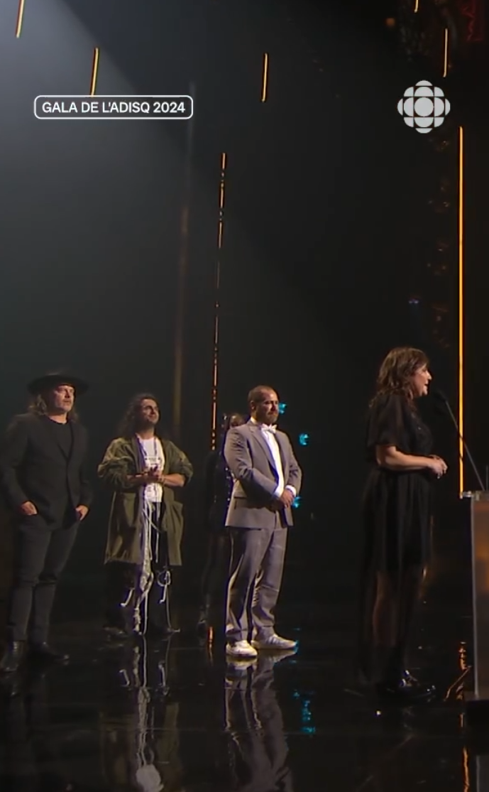 Marie-Annick Lépine a reçu une ovation monstre dans le moment le plus fort du Gala de l'ADISQ