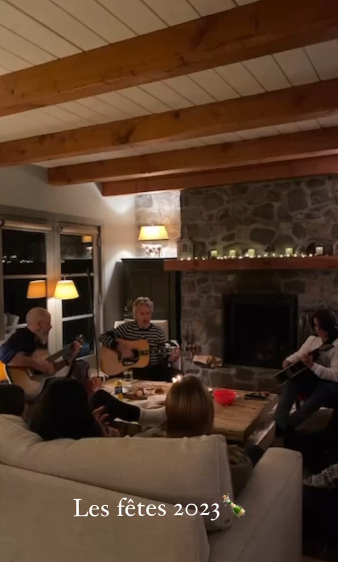 Claude Meunier passe de beaux moments en famille avec Virginie Coossa et cette dernière publie des photos