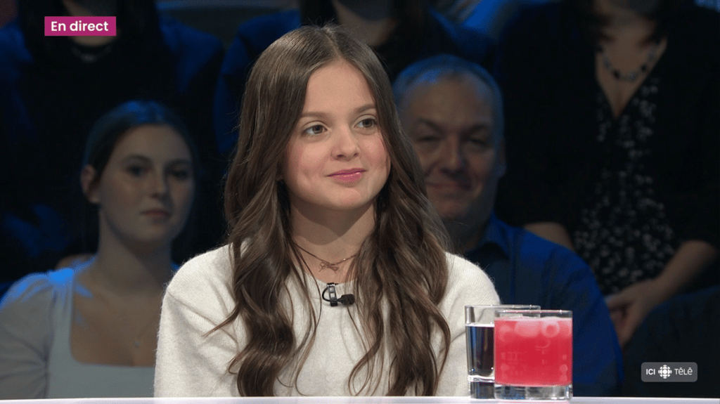 Le public de Tout le monde en parle tombe sous le charme de la jeune Marguerite Laurence du film Mlle Bottine