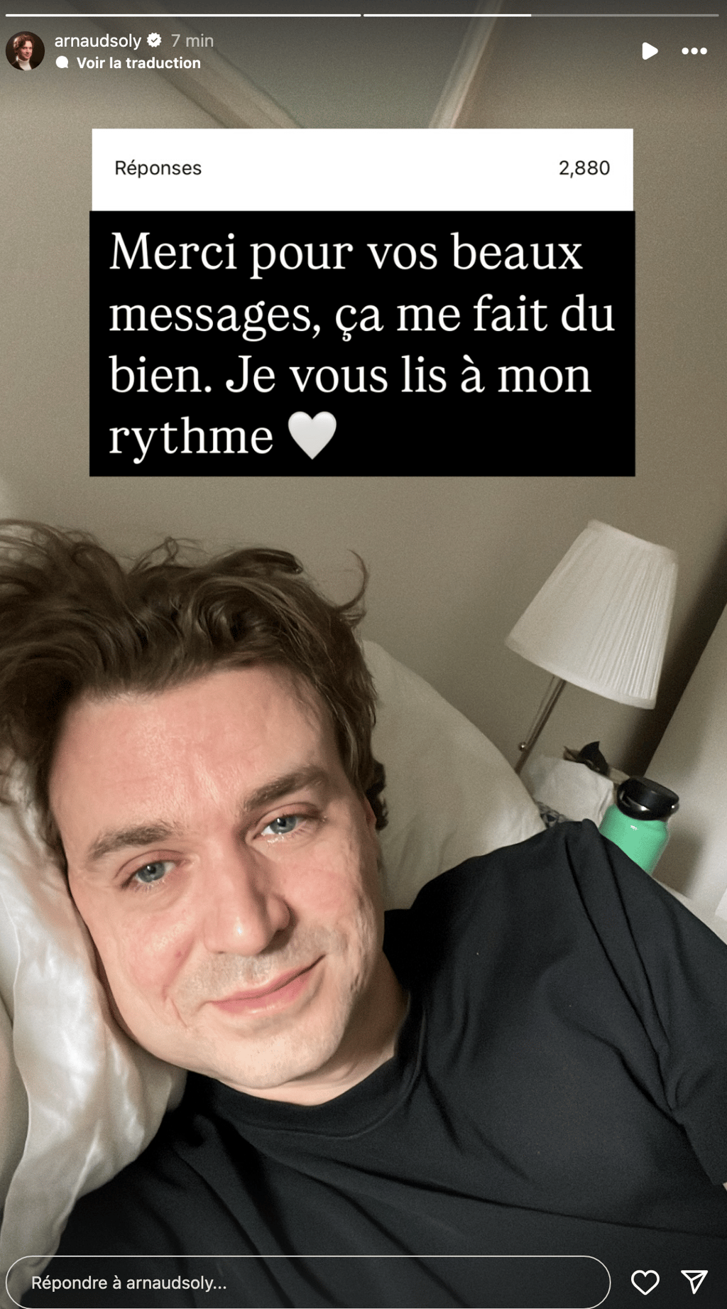 Arnaud Soly partage une émouvante photo après le décès de son père cette semaine