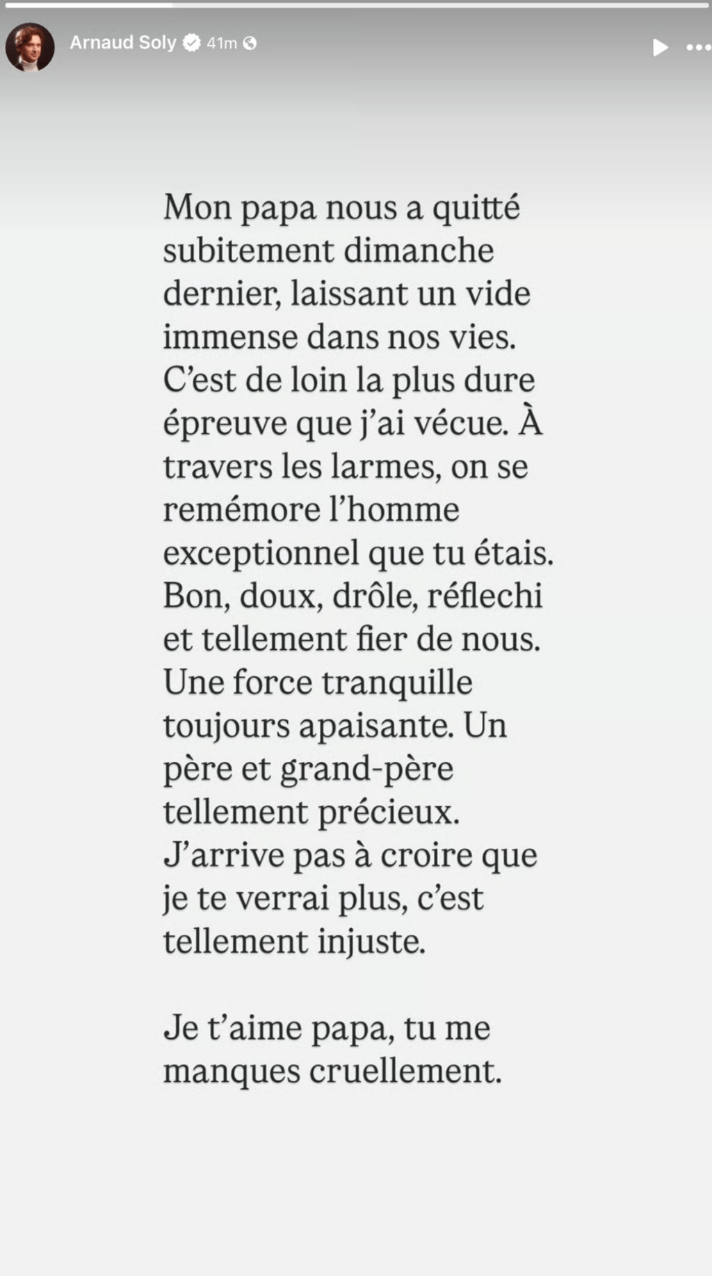 Arnaud Soly partage une émouvante photo après le décès de son père cette semaine